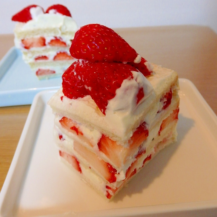 子どもと作ろう♪食パンで手作り・いちごケーキ